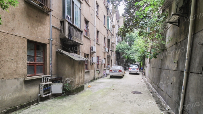 咸嘉湖路786号外景图