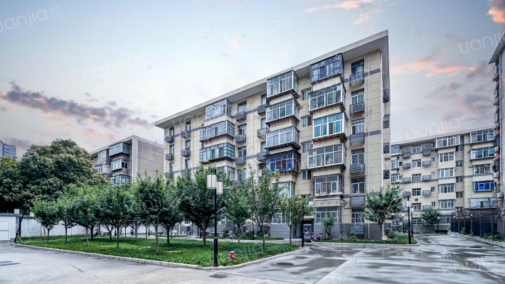 陕西商贸学院家属院外景图