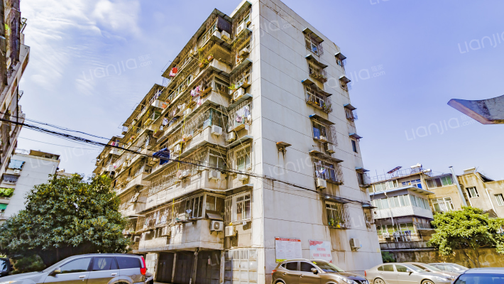 青税社区外景图