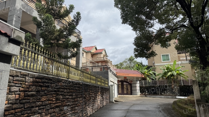 汀溪山庄外景图