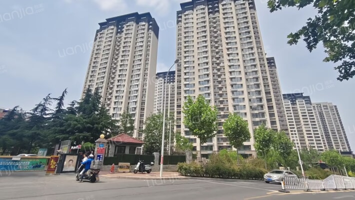 保利大国璟外景图