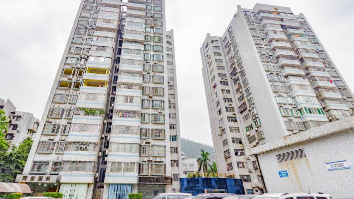 荔景大厦外景图