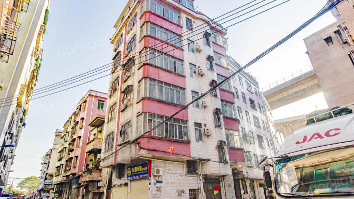 松北社前路外景图