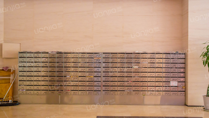 和一大厦外景图