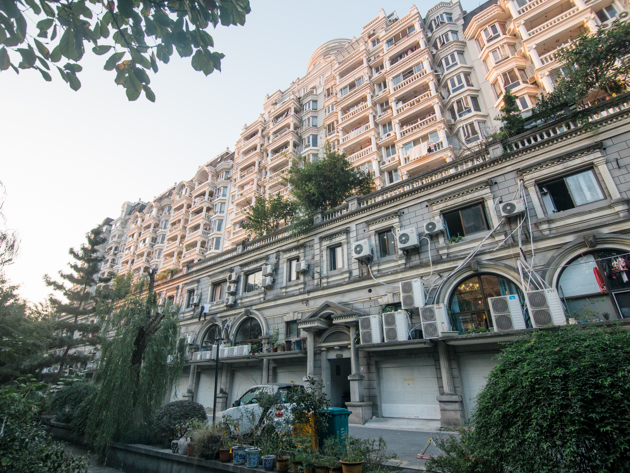 Yijing Yuan compound photo 3