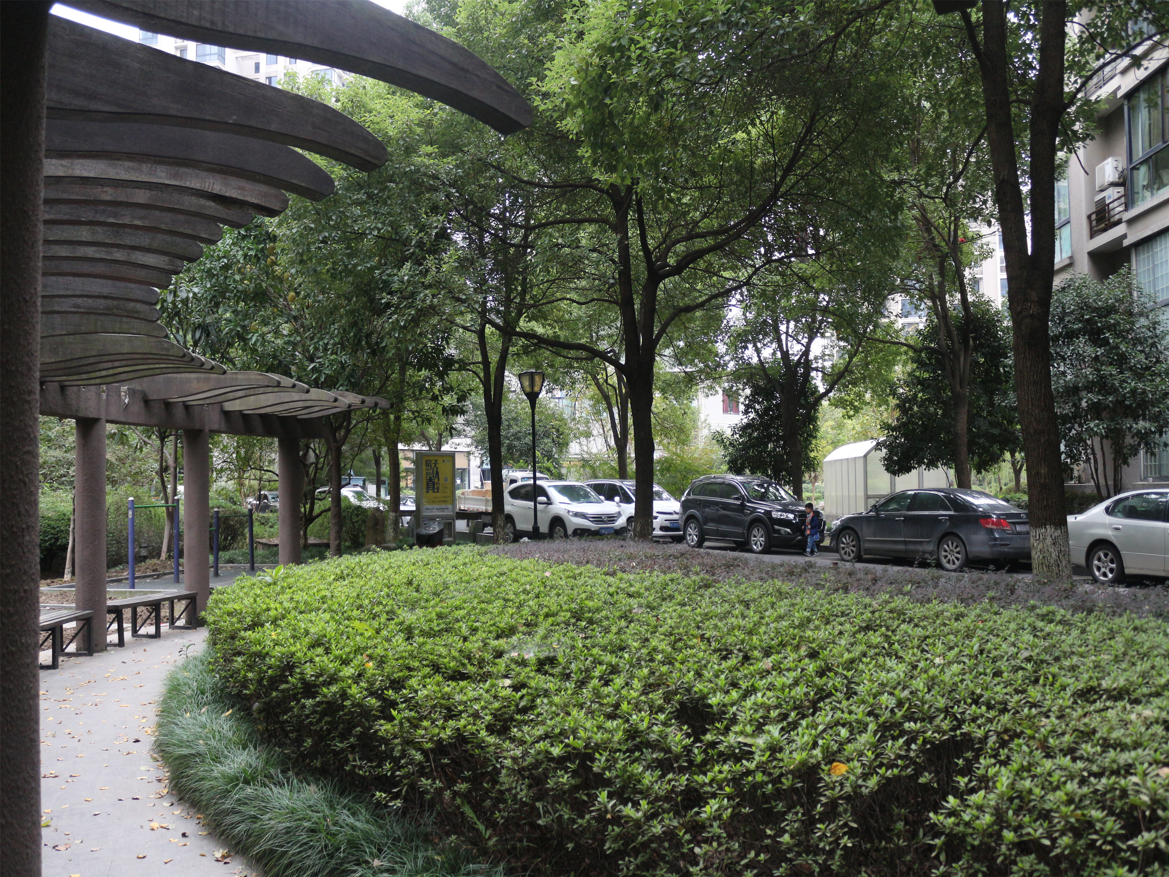 Linjiang Garden compound photo 28