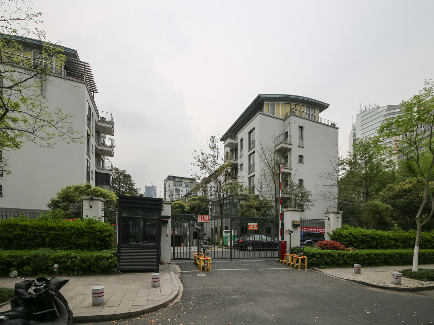 江滨花园小区实景 8