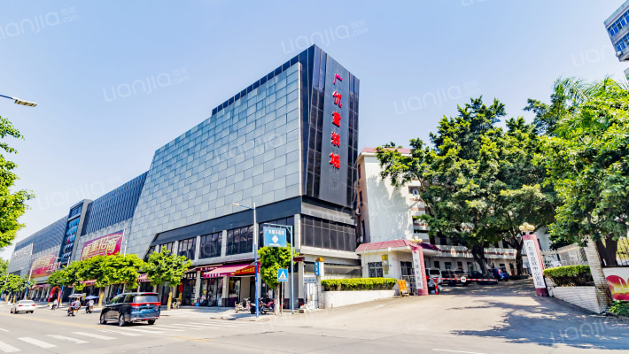 石潭西路外景图