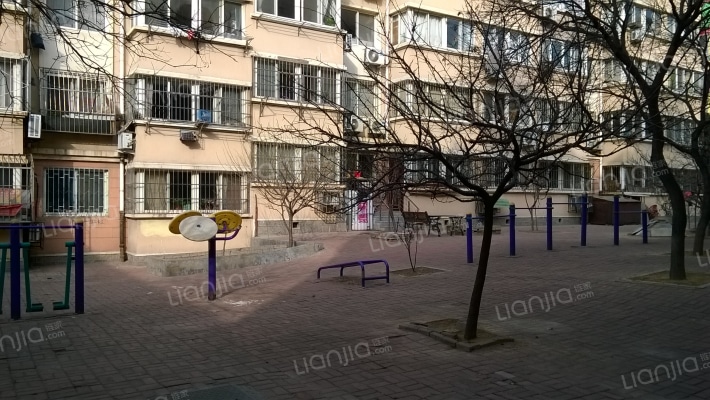 嘉兴路17小区外景图