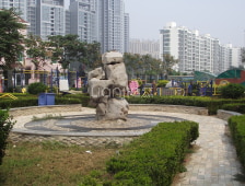 河畔麗景