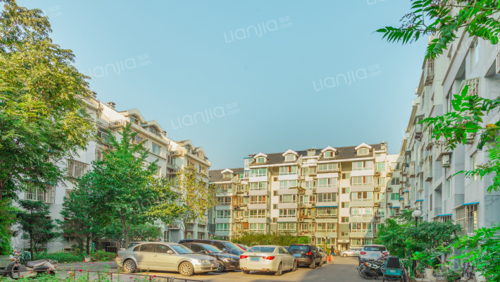 仓南胡同外景图