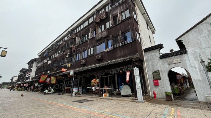 恬庄中街外景图