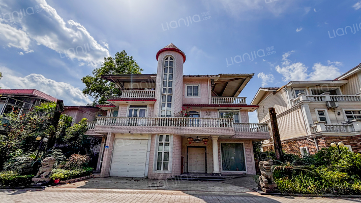 全兴别墅外景图