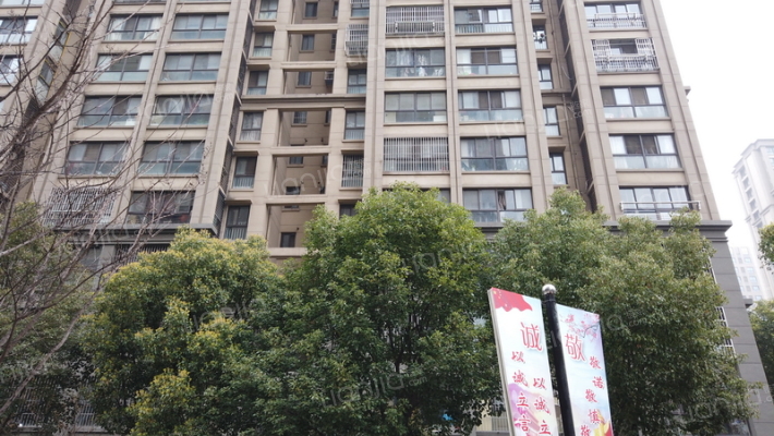 清润园小区外景图