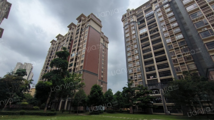 海伦堡弘诚厚园外景图