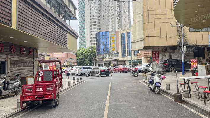 五洲商城A区外景图