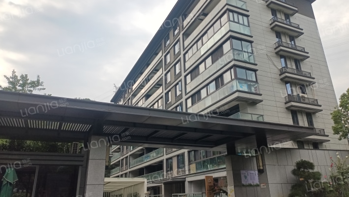 绿城天语山居外景图