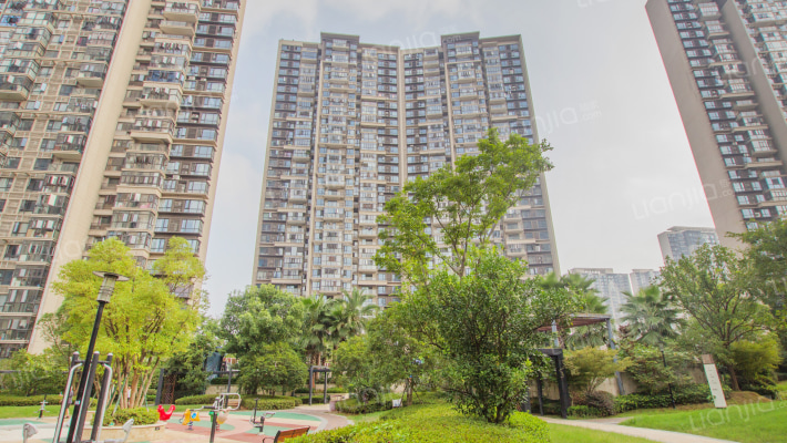 莱蒙都会南区外景图