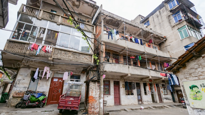 解放西路国药厂宿舍外景图