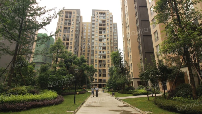 西财学府阳光外景图