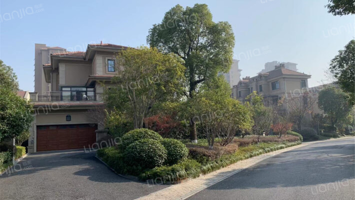 经纬美耀湾外景图