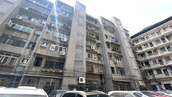 电力公司宿舍外景图