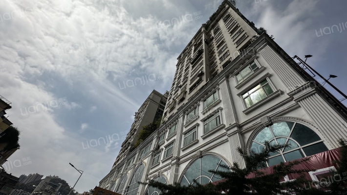 龙门大厦外景图