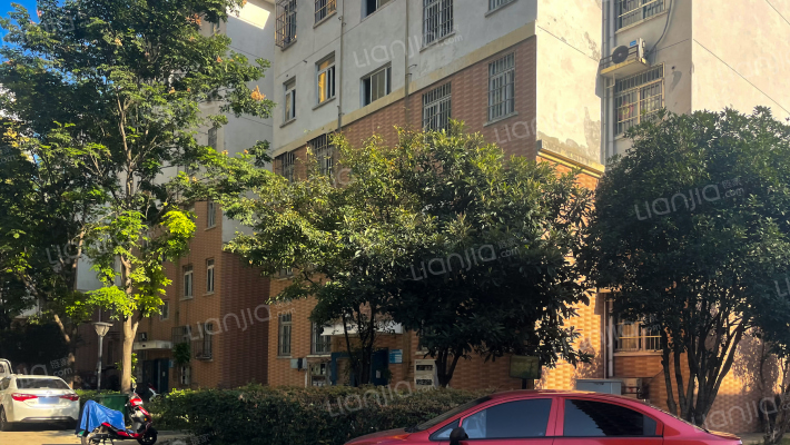 水岸人家外景图