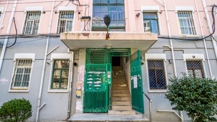 莘松二村外景图