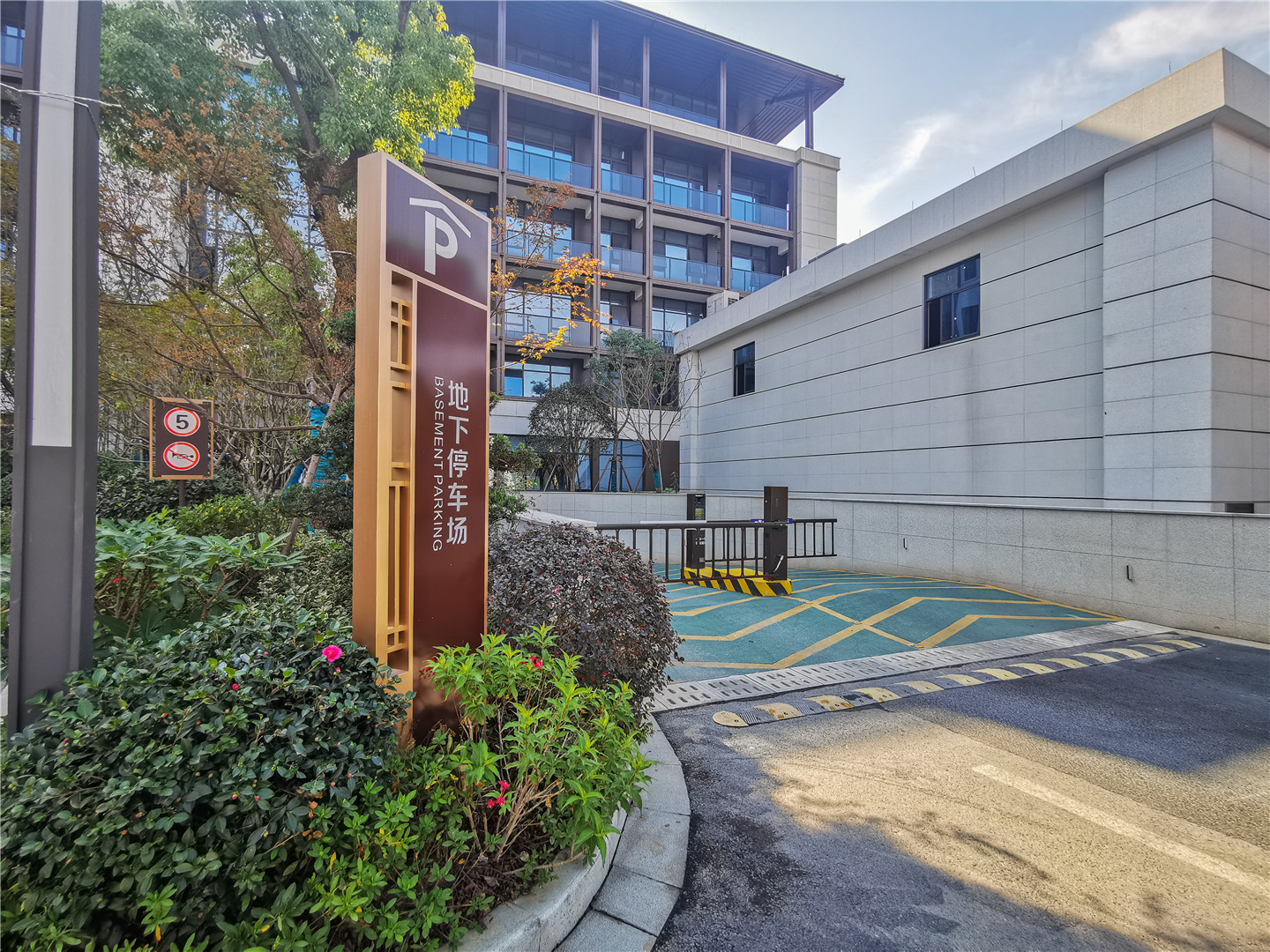 西溪新城市小区实景 10