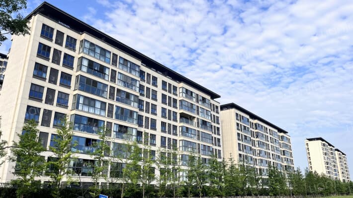 路劲璞玉澜岸外景图