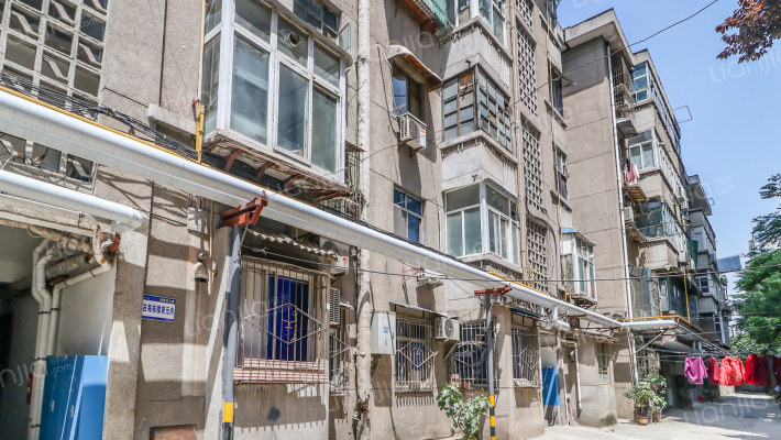 西控公司420栋外景图