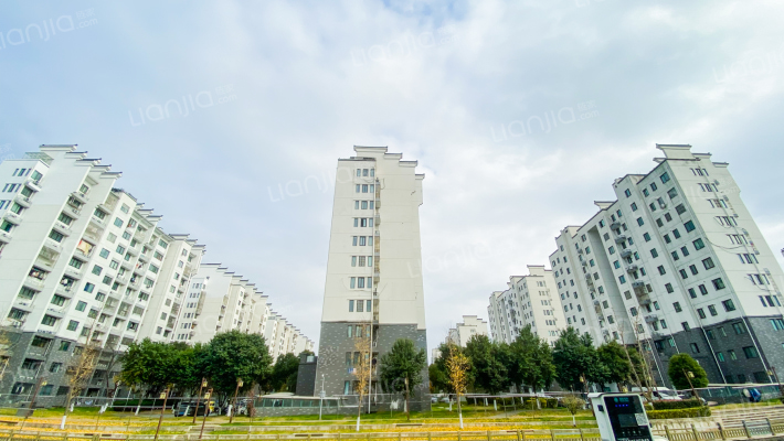 梅荆花苑三期-东外景图