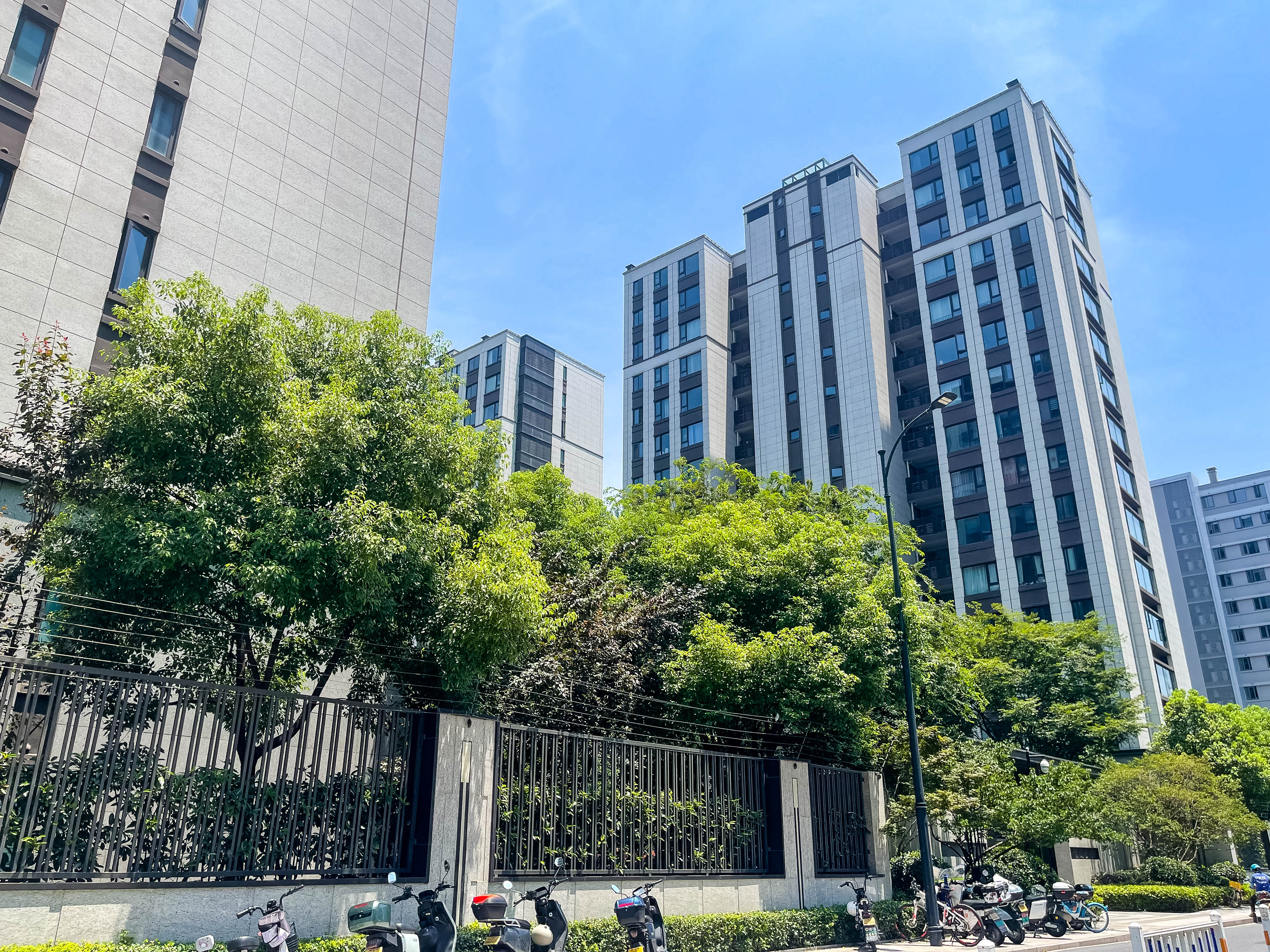 龙湖金地商置·都会公馆小区实景 5