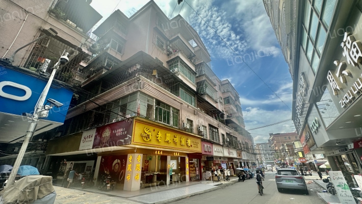 清狮花园外景图