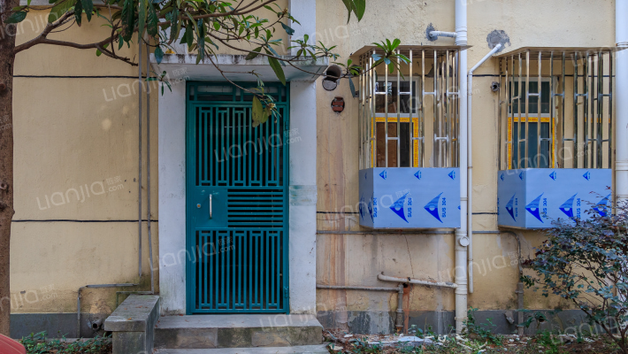 上海中学住宅区外景图