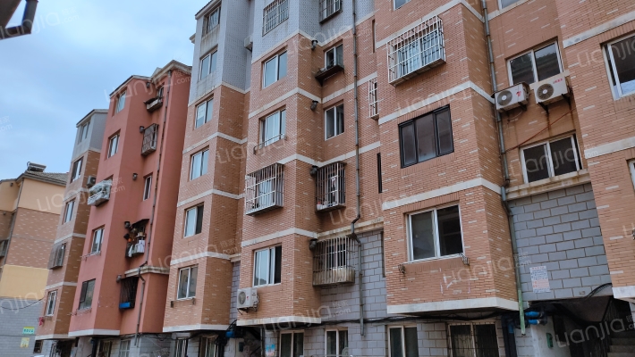 盐场家属楼外景图