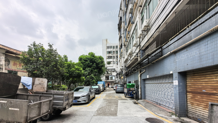 丽花豪庭外景图