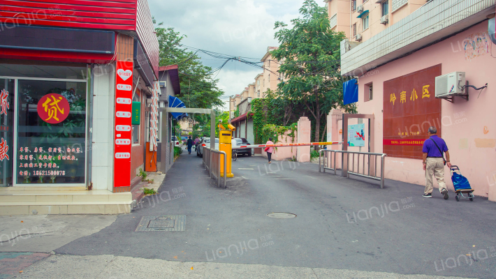 岭南路700弄外景图