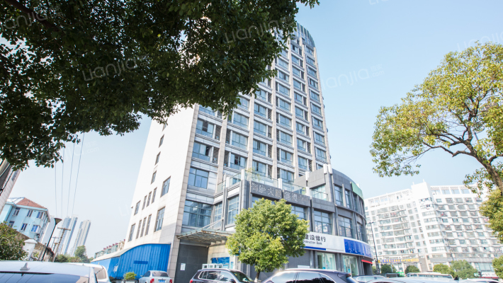 御座大厦外景图