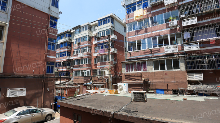 古更楼巷外景图