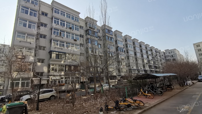 富强小区外景图