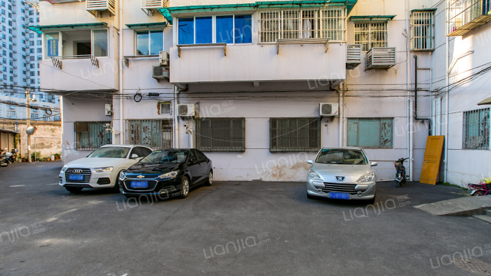 东三里桥路79弄外景图