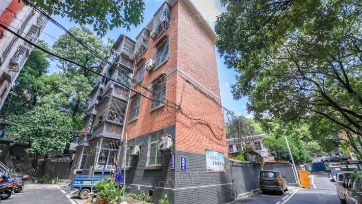 凤凰山社区外景图