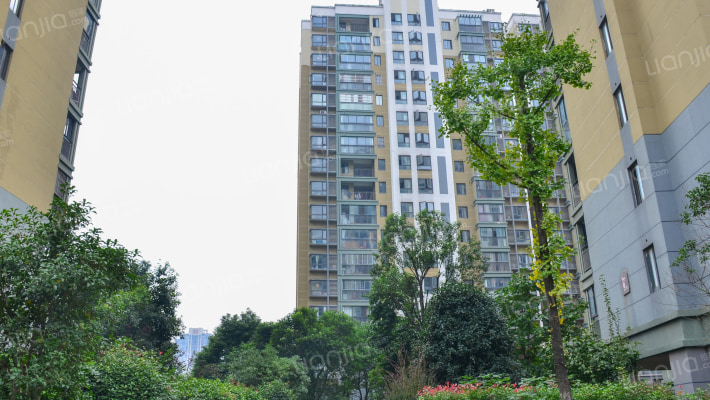 阿奎利亚上学苑外景图