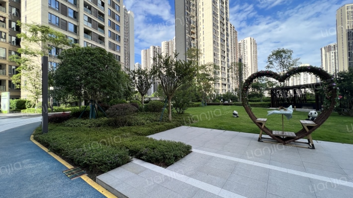 洺悦国际外景图