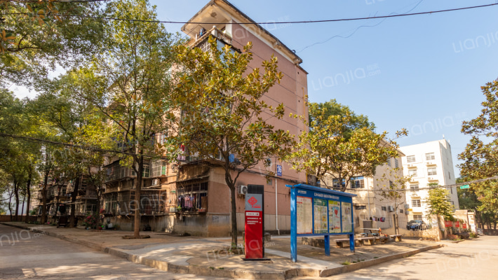 中铁五局宿舍楼外景图