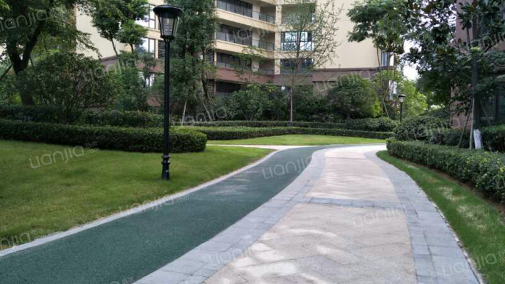 保利拉斐公馆外景图