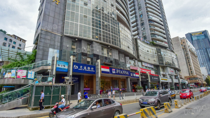 岳英街73号外景图