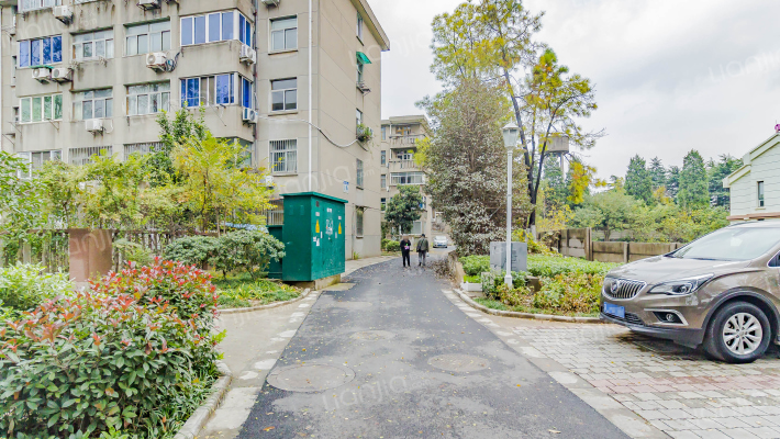 江苏大学校本部家属院外景图